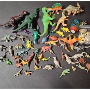 Large Lot Of Plastic Dinosaurs 50 Pieces 3 lbs‎